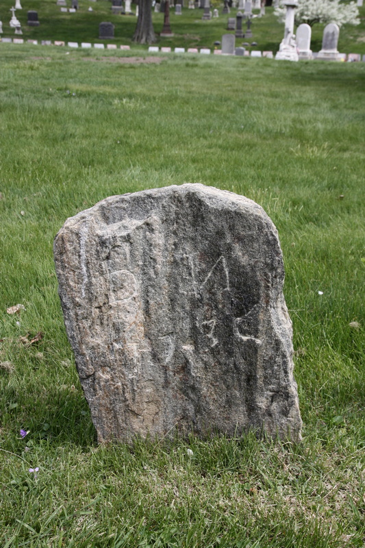 One of the oldest tombstones of the cemetery; a simple piece of schist or fieldstone from the first half of the eighteenth century.